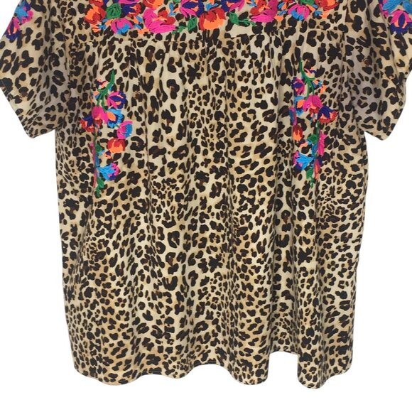 See And Be Seen Shirt Womens Medium Leopard Floral Embroidered Boho Tunic T2971 - Picture 12 of 15